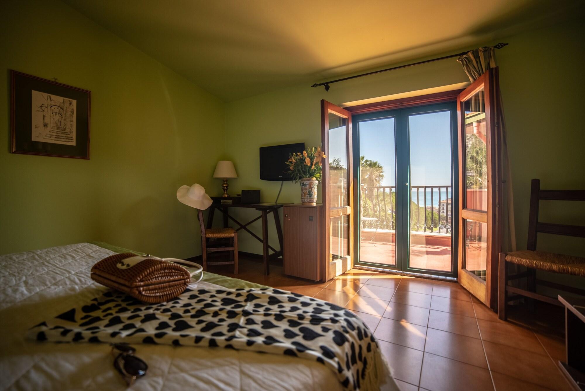 Hotel Villa Sirina Taormina Bagian luar foto