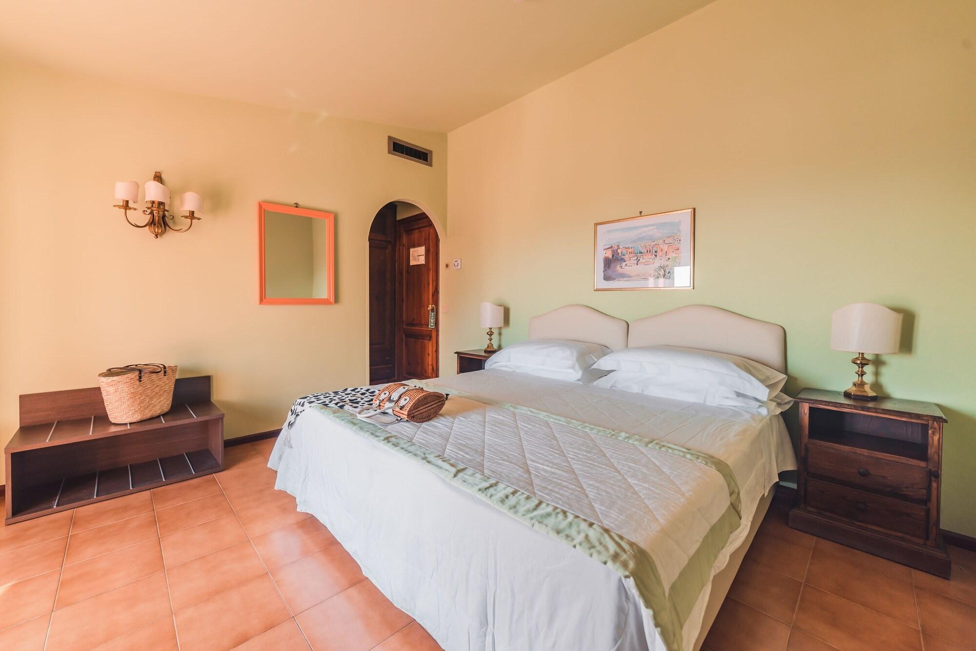 Hotel Villa Sirina Taormina Bagian luar foto
