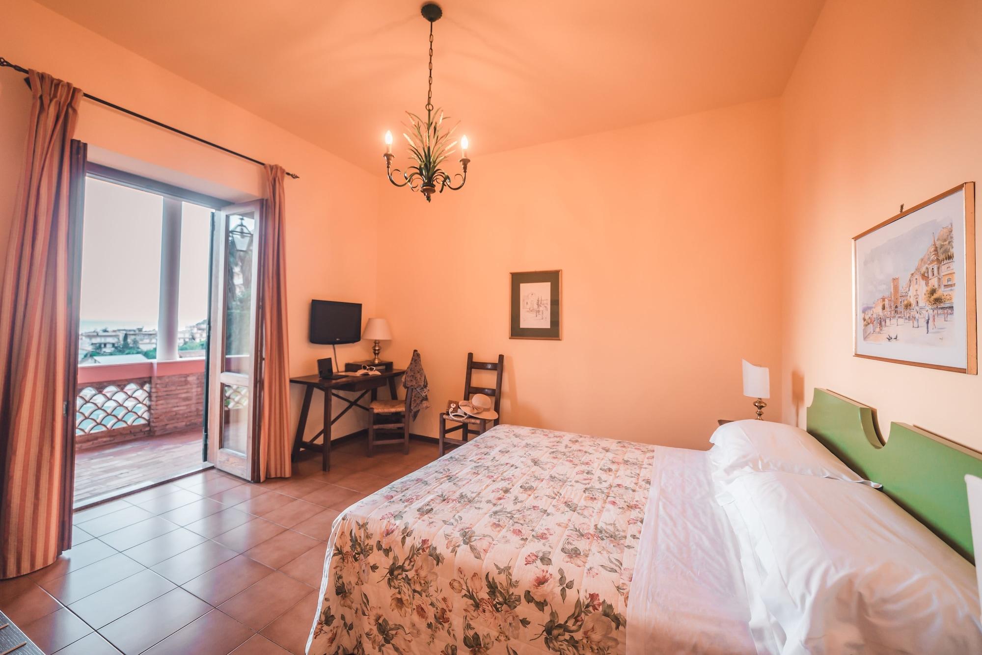 Hotel Villa Sirina Taormina Bagian luar foto