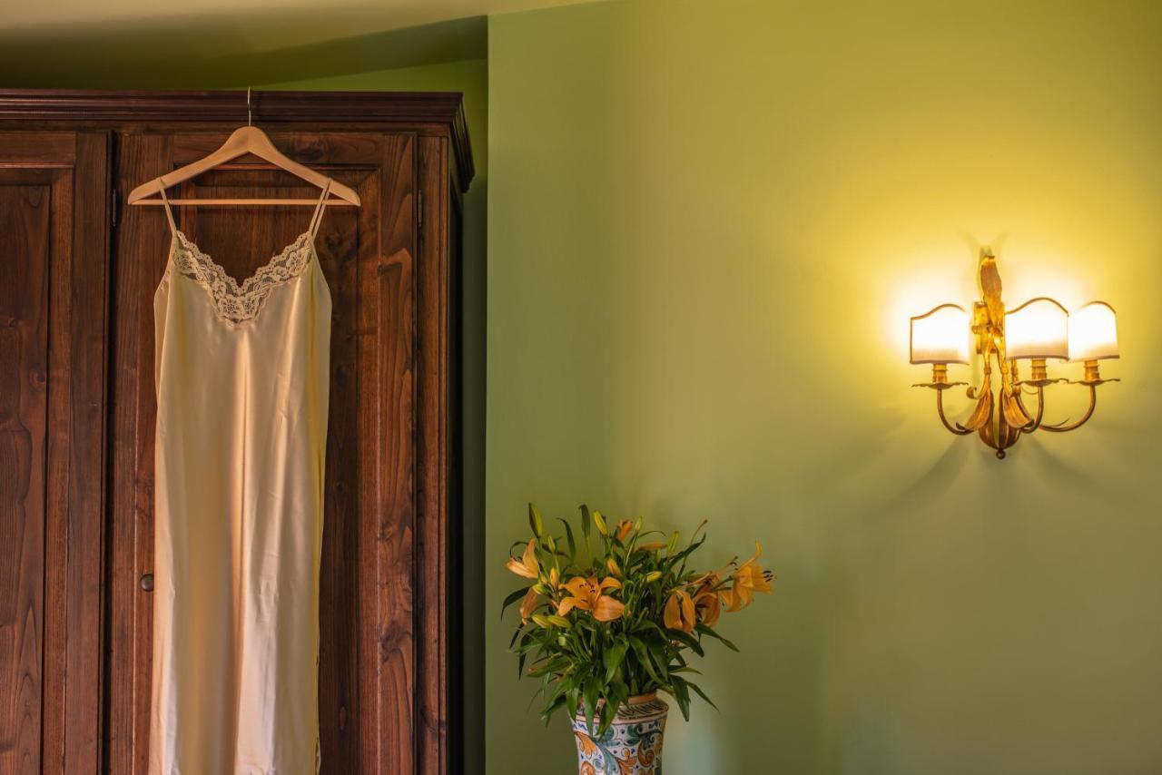 Hotel Villa Sirina Taormina Bagian luar foto